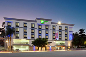 Отель Holiday Inn Express Hollywood Walk of Fame, an IHG Hotel  Лос-Анджелес